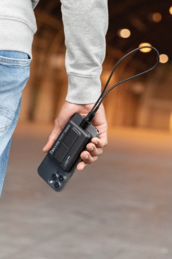 Logotrade Firmengeschenke das Foto: Urban Vitamin Sonoma 10.000mAh Powerbank aus RCS Kunststoff