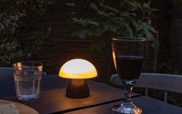 Logotrade werbemittel das Foto: Luming wiederaufladbare USB-Tischlampe aus RCS Kunststoff