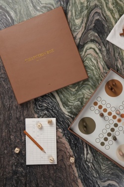 Logotrade Firmengeschenke das Foto: VINGA Coffee-Table Spielesammlung