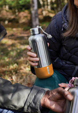 Logotrade Firmengeschenke das Foto: Black+Blum Explorer isolierte Wasserflasche groß, 850ml