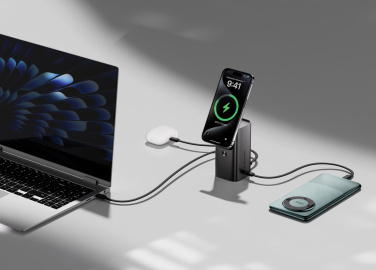 Logotrade Werbeartikel das Foto: Urban Vitamin Sunnyvale 100W 15.000mAh magnetische Powerbank