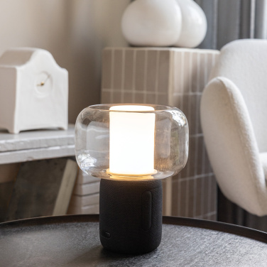 Logotrade Logogeschenke das Foto: Lux 10W Lautsprecherlampe aus RCS recyceltem Kunststoff
