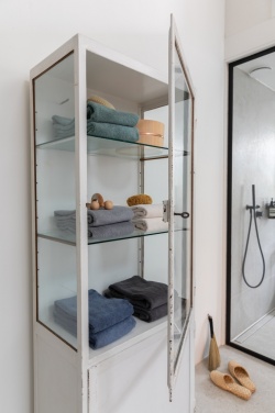 Logotrade promotional items photo of: Ukiyo Sakura AWARE™ 500 gsm bath towel 50x100cm