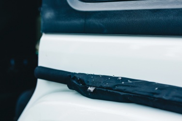 Logotrade promotional items photo of: Swiss Peak Aware™ Ultra-light manual 25” Alu umbrella