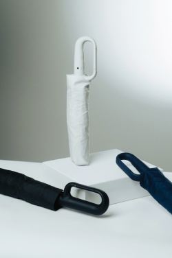 Logotrade promotional merchandise picture of: Yara 21" AWARE™ RPET solid colour umbrella with carabiner