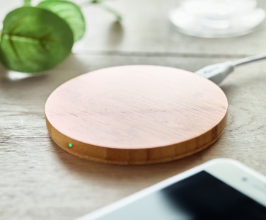 Logotrade corporate gift image of: Wireless charger bamboo 10W RUNDO +