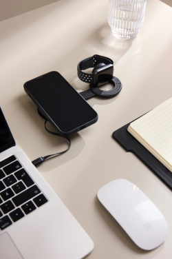 Logo trade corporate gift photo of: VINGA Baltimore RCS 2-in-1 Wireless 15W Travel Charger