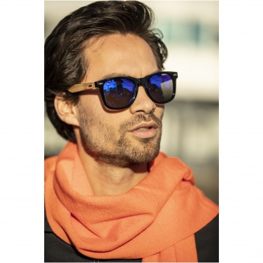 Logotrade meened pilt: Hiru rPET/puidust peegeldatud polariseeritud päikeseprillid kinkekarbis