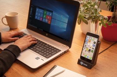 Logotrade reklaamtoote foto: Light up logo 5W juhtmevaba laadimispliiatsihoidja