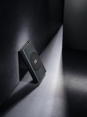 Logo trade firmakingitused foto: Terra RCS taaskasutatud alumiiniumist 5000 mAh akupank 5W juhtmevaba