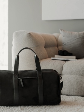 Logotrade reklaamkingi foto: VINGA Marlow RCS taaskasutatud polüestrist reisikott