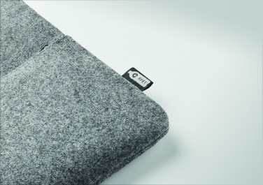 Logo trade ärikingi pilt: RPET vildist lukuga sülearvutikott