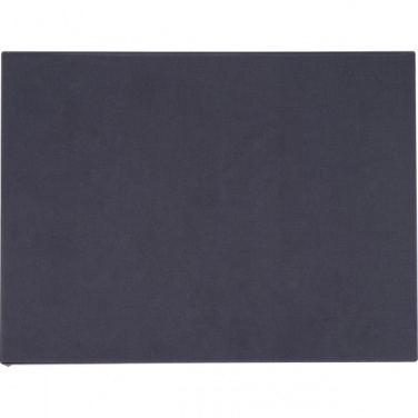 Logo trade meened foto: Klaasist trofee Burnley