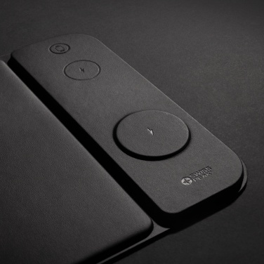 Logotrade mainoslahja ja liikelahja kuva: Swiss Peak RCS kierrätetty PU 15W 3 in 1 -lataushiirimatto