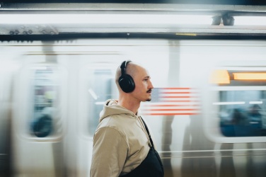 Logo trade liikelahjat mainoslahjat kuva: Irvine RCS kierrätetyt ja korjattavat langattomat kuulokkeet