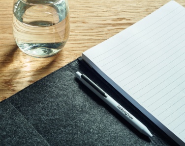 Logotrade mainostuotet kuva: A4-konferenssikansio RPET:stä