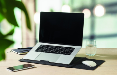 Logo trade mainostuote kuva: 16" tietokoneen suoja huopaa