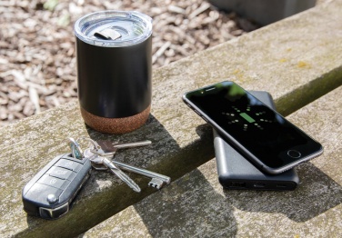 Logotrade firminės dovanos nuotrauka: 10 000 mAh greito įkrovimo 10 W belaidis maitinimo blokas su PD