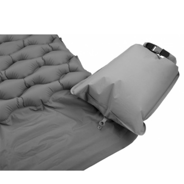 Logotrade korporatīvās dāvanas foto: Piepūšamais paklājiņš SAJAMA Schwarzwolf