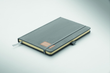 Logotrade dāvanas foto: A5 piezīmju grāmatiņa ar cietu RPET vāku