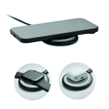 Лого трейд pекламные cувениры фото: 3 in 1 wireless charger 15W