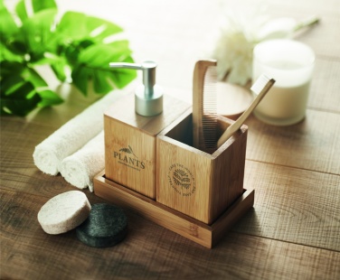 Logotrade profilprodukter bild: 3-delars badrumsset i bambu