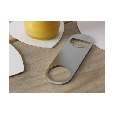 Logotrade kampanjprodukter bild: CrownTop Metal Opener Metal