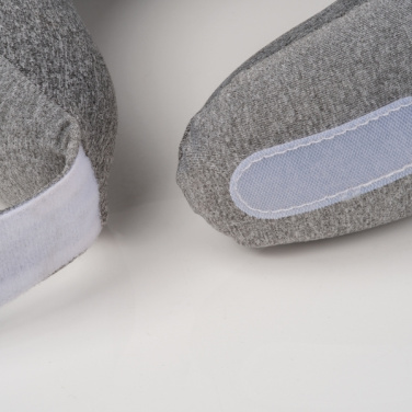 Logotrade profilprodukter bild: MoLu nackkudde Prince George