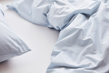 Logotrade presentreklam bild: VINGA Montgomery bäddset premium cotton, 4 delar