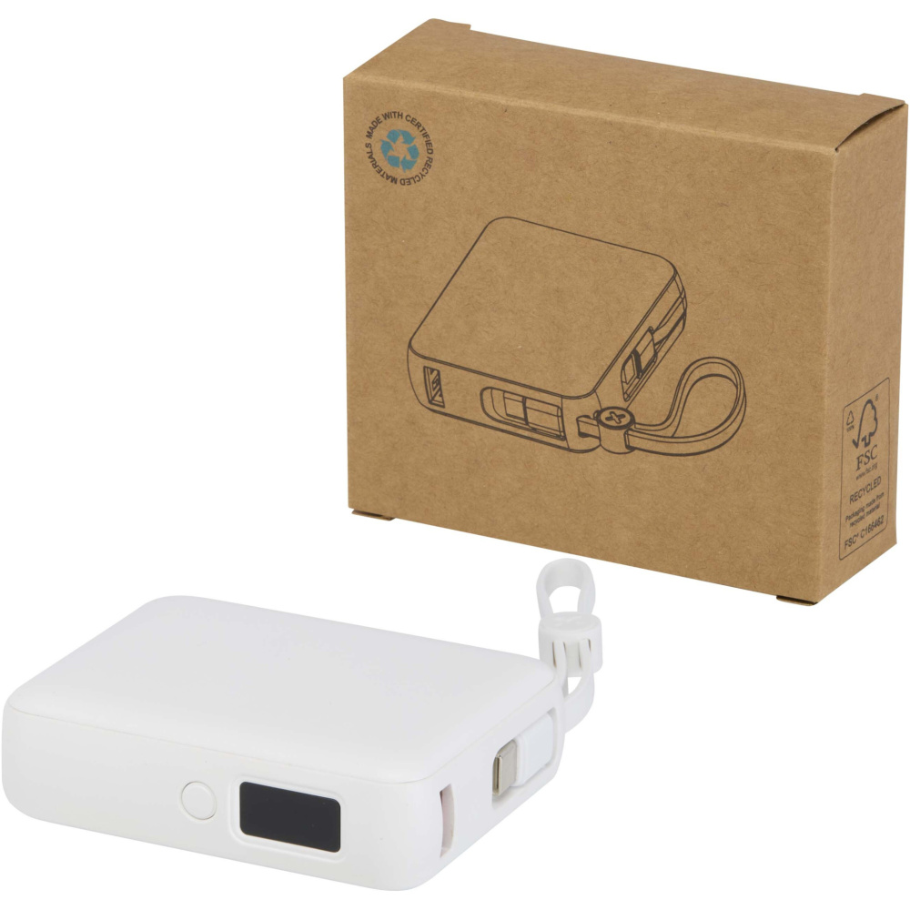 Logotrade profilreklam bild: Acrux 10 000 mAh 35 W powerbank för surfplattor med inbyggd Type-C-kabel – tillverkad av återvunnen plast