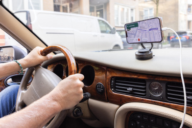 Logotrade reklamprodukter bild: Terra 360 RCS återvunnen plast universell telefonhållare