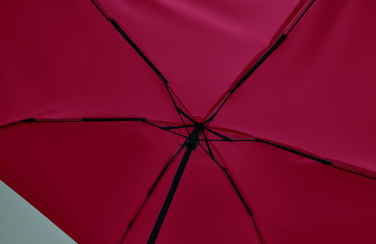 Logotrade profilreklam bild: 19" stormsäkert kompaktparaply