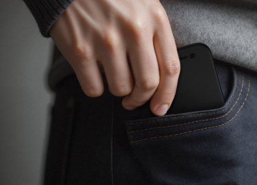 Logotrade reklamprodukter bild: Urban Vitamin Concord RCS Ultratunn 3000 mAh powerbank